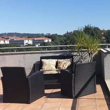 Fuer 5 Personen Und 1 Kind In Santiago De Compostela, Galicien